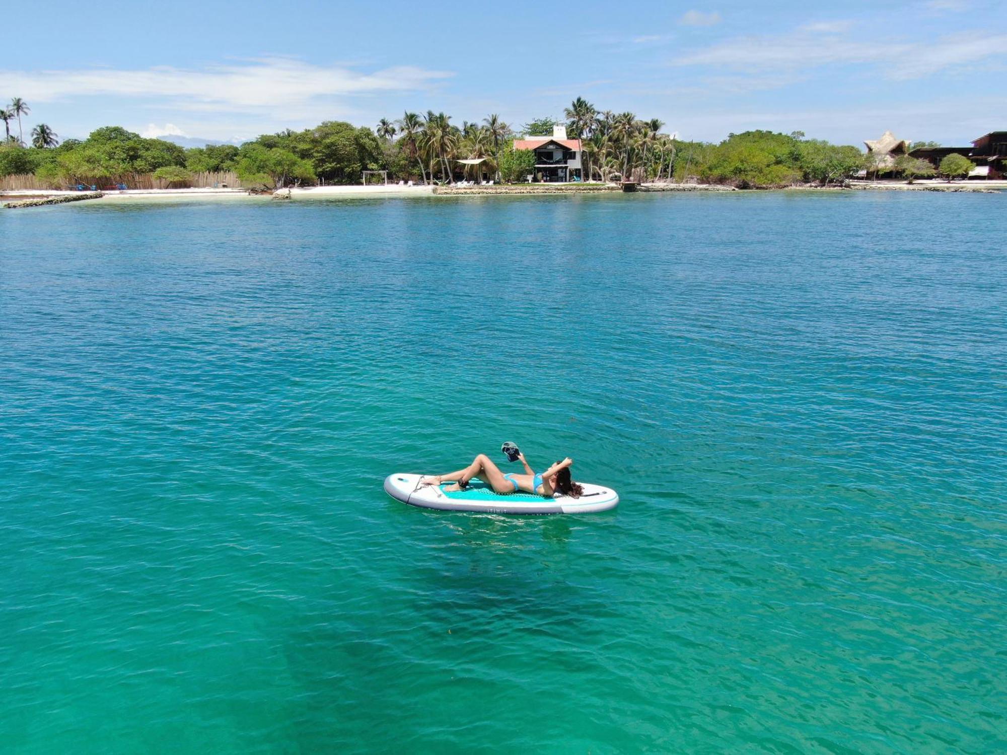 Sal Si Puedes Hotel Tintipan Island Exterior photo